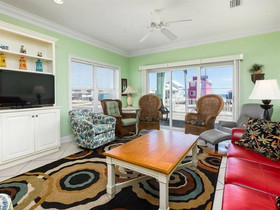 Shells East by Meyer Vacation Rentals