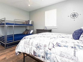 Shipwrecked by Meyer Vacation Rentals