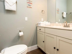 Shipwrecked by Meyer Vacation Rentals