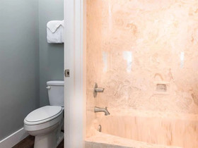 Shipwrecked by Meyer Vacation Rentals