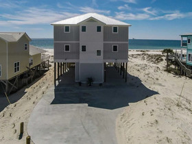 Shipwrecked by Meyer Vacation Rentals