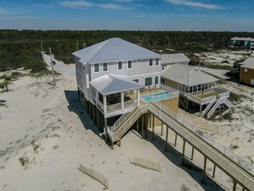 Shipwrecked by Meyer Vacation Rentals