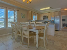 Sol Mate by Meyer Vacation Rentals