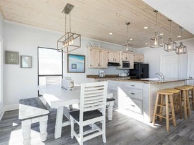 Summers Point by Meyer Vacation Rentals