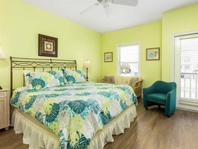 Sundancer W by Meyer Vacation Rentals