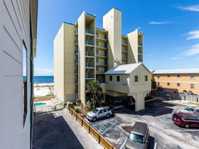 Sundial by Meyer Vacation Rentals