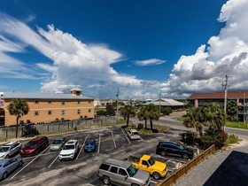 Sundial by Meyer Vacation Rentals