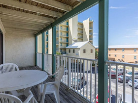 Sundial by Meyer Vacation Rentals