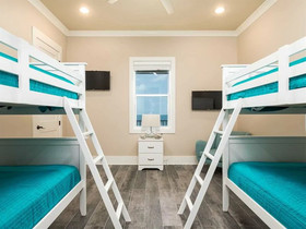 Sun Swept by Meyer Vacation Rentals