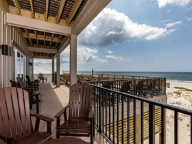 Sun Swept by Meyer Vacation Rentals