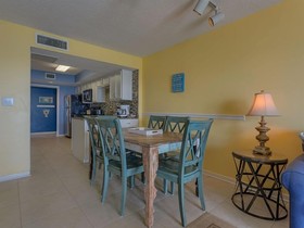 Surf Side Shores by Meyer Vacation Rentals