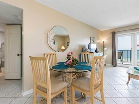 Surf Side Shores by Meyer Vacation Rentals