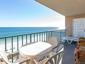 Surf Side Shores by Meyer Vacation Rentals