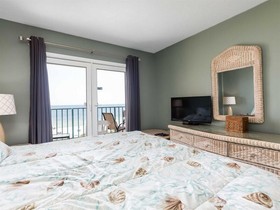 Surf Side Shores by Meyer Vacation Rentals