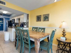 Surf Side Shores by Meyer Vacation Rentals