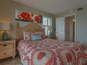 Surf Side Shores by Meyer Vacation Rentals
