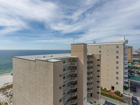 Surf Side Shores by Meyer Vacation Rentals