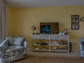 Surf Side Shores by Meyer Vacation Rentals