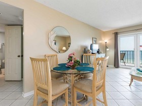Surf Side Shores by Meyer Vacation Rentals