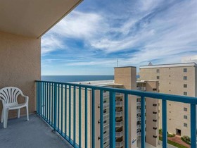 Surf Side Shores by Meyer Vacation Rentals