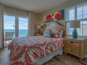 Surf Side Shores by Meyer Vacation Rentals