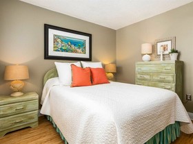 Surf Side Shores by Meyer Vacation Rentals