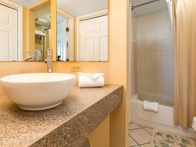Surf Side Shores by Meyer Vacation Rentals