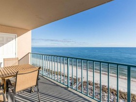 Surf Side Shores by Meyer Vacation Rentals