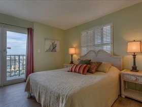 Surf Side Shores by Meyer Vacation Rentals