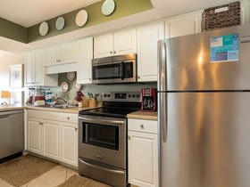 Surf Side Shores by Meyer Vacation Rentals