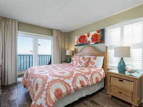 Surf Side Shores by Meyer Vacation Rentals