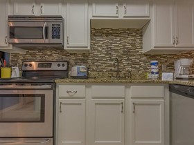 Surf Side Shores by Meyer Vacation Rentals
