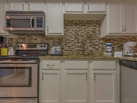 Surf Side Shores by Meyer Vacation Rentals
