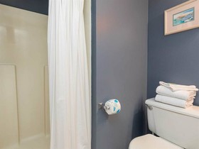 Surf Side Shores by Meyer Vacation Rentals