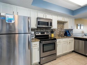 Surf Side Shores by Meyer Vacation Rentals