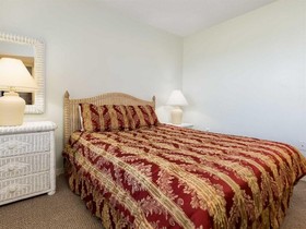 Surf Side Shores by Meyer Vacation Rentals