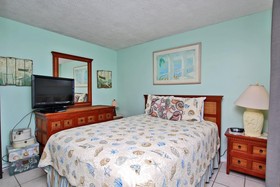 Surf Side Shores by Youngs Suncoast