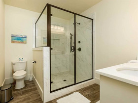 The Blind Melon by Meyer Vacation Rentals