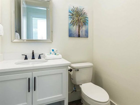 The Blind Melon by Meyer Vacation Rentals