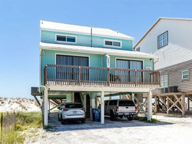 The Breeze by Meyer Vacation Rentals