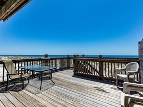 The Breeze by Meyer Vacation Rentals