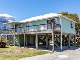 The Dugout by Meyer Vacation Rentals