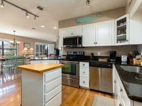 The Dugout by Meyer Vacation Rentals