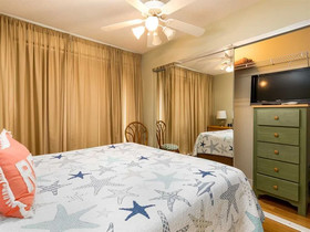 The Dugout by Meyer Vacation Rentals