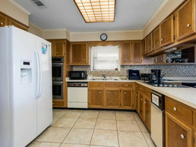 The Flip Side by Meyer Vacation Rentals