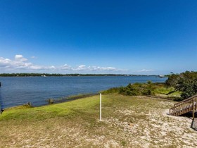 The Flip Side by Meyer Vacation Rentals