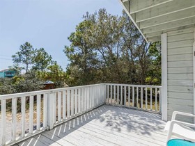 The Flip Side by Meyer Vacation Rentals