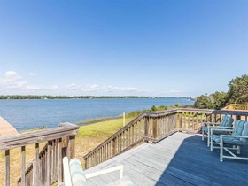 The Flip Side by Meyer Vacation Rentals