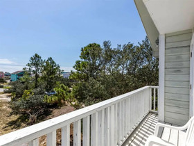 The Flip Side by Meyer Vacation Rentals