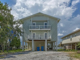 The Flip Side by Meyer Vacation Rentals